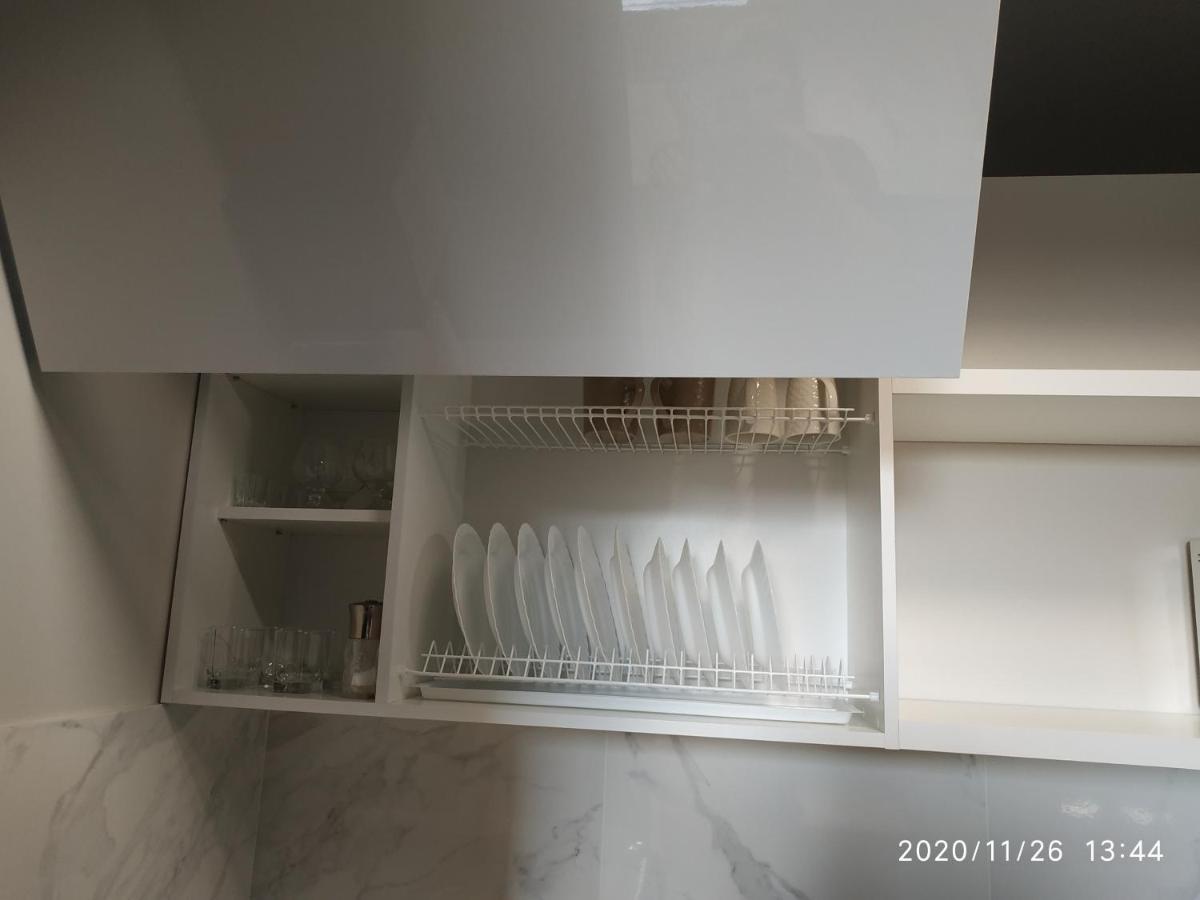 Vip Apartment У Центрі Міста, Новобуджк Театральний,Дуже Простора Rivne Exteriér fotografie