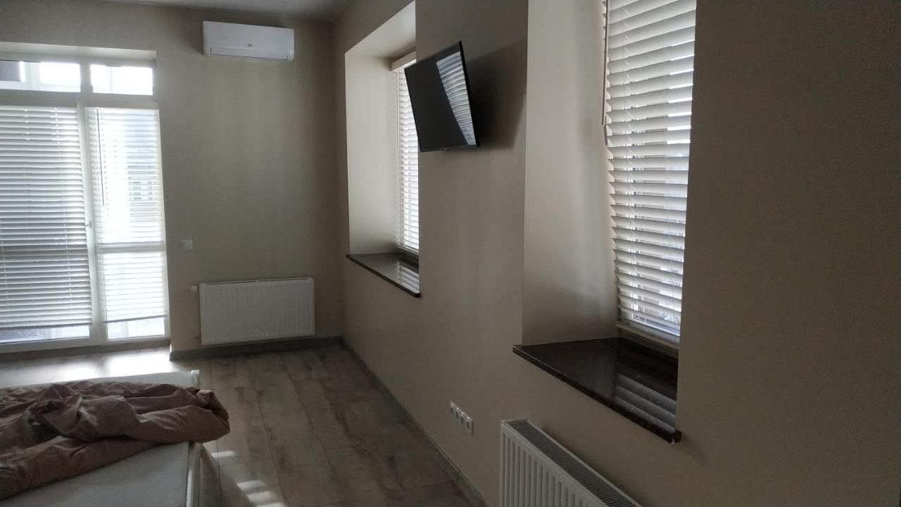 Vip Apartment У Центрі Міста, Новобуджк Театральний,Дуже Простора Rivne Exteriér fotografie