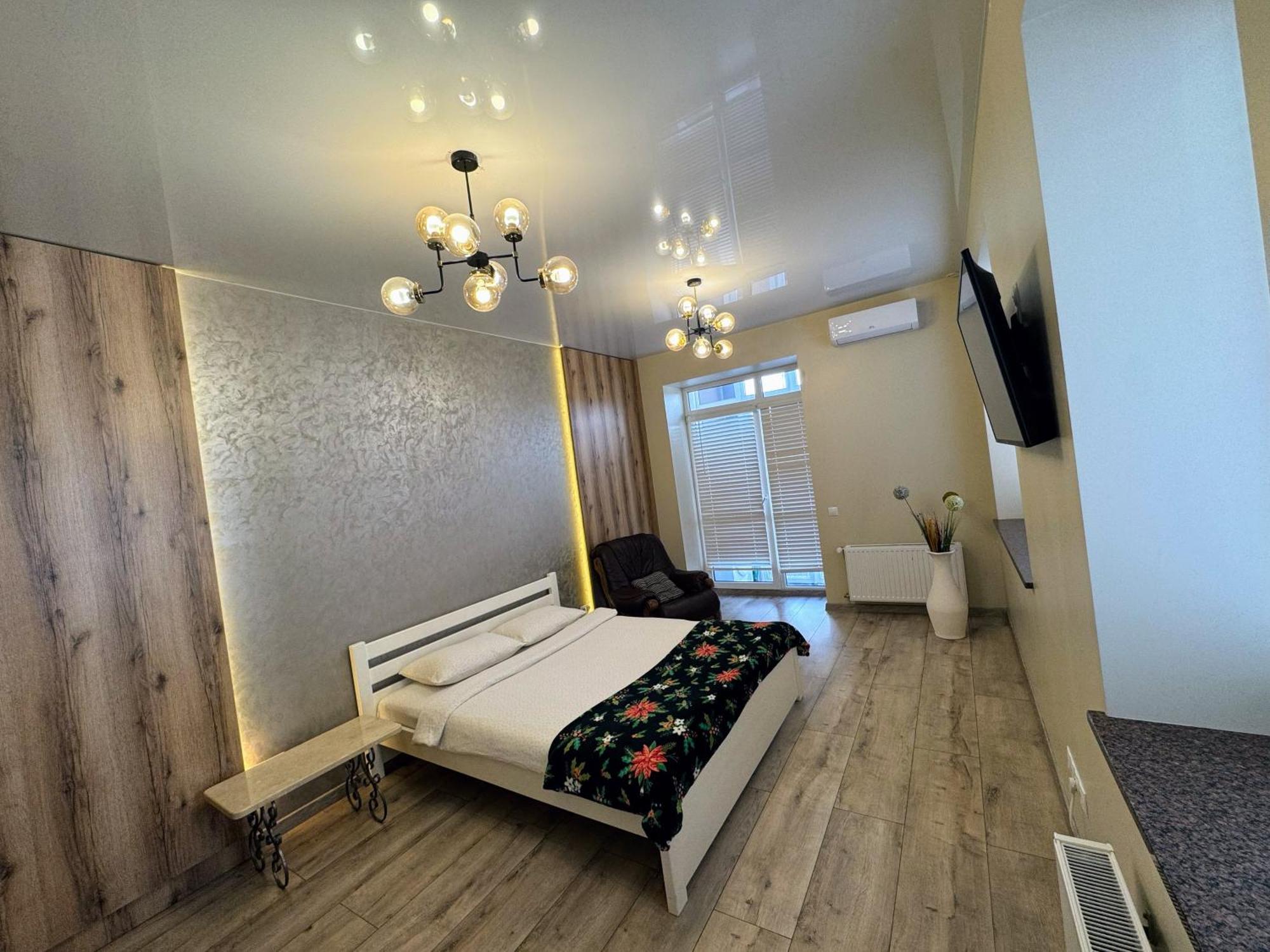 Vip Apartment У Центрі Міста, Новобуджк Театральний,Дуже Простора Rivne Exteriér fotografie