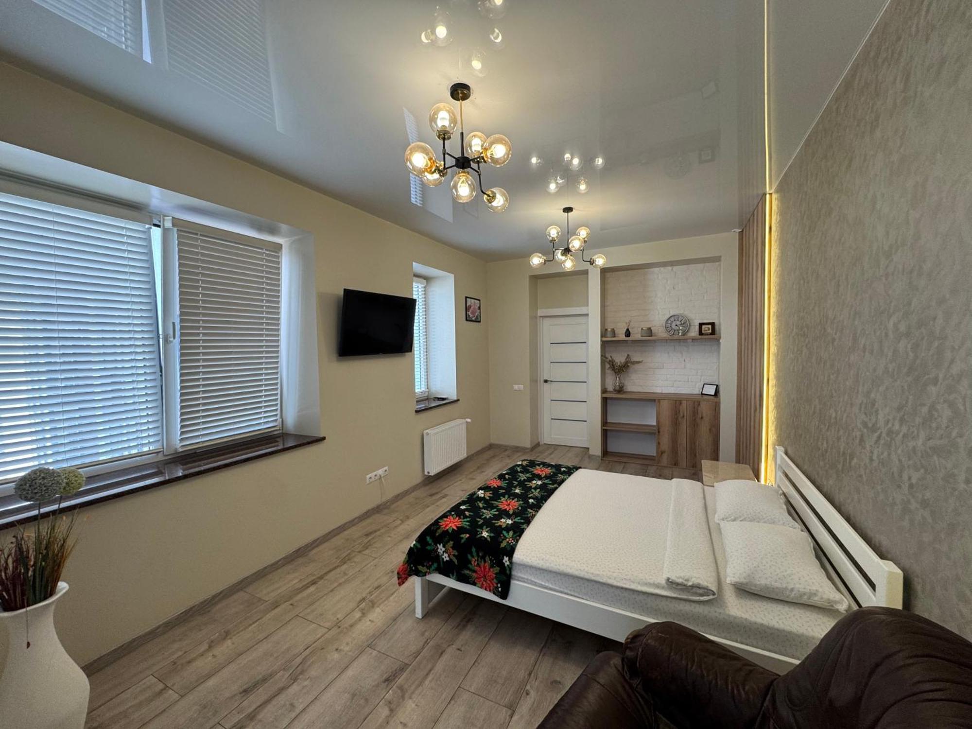 Vip Apartment У Центрі Міста, Новобуджк Театральний,Дуже Простора Rivne Exteriér fotografie